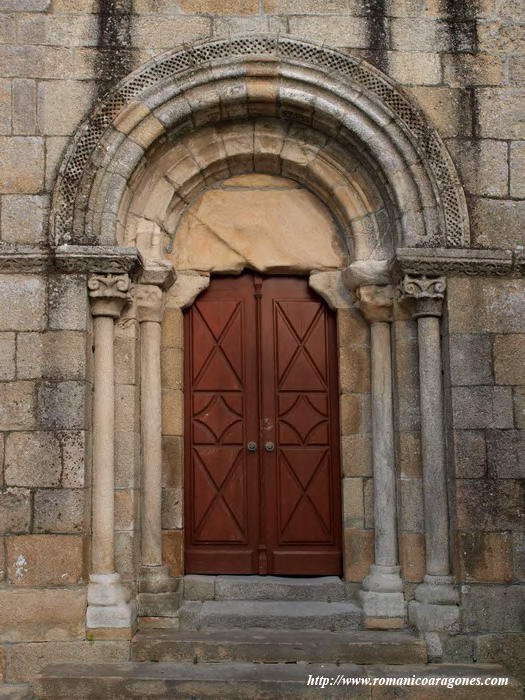 PORTADA OCCIDENTAL DEL TEMPLO